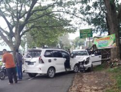 “Dua Mobil dan Satu Motor Tabrakan di Karangpandan, Tujuh Orang Terluka”