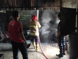Api Membakar Pabrik Pengolah Bahan Pernis Di Karanganyar