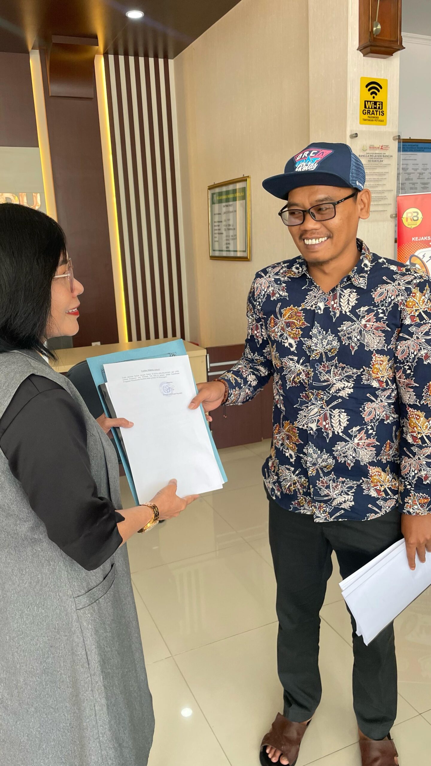 Korban penganiayaan dan penyiksaan, KM (12), warga Banyusri, Wonosegoro, mengajukan restitusi atas kasus yang menimpanya. Pihak korban telah mengirimkan surat permohonan restitusi yang telah disetujui Lembaga Perlindungan Saksi dan Korban (LPSK) ke Kejaksaan Negeri (Kejari) Boyolali.