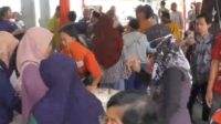 Warga Serbu Pasar Murah Sembako untuk Kebutuhan Ramadhan dan Lebaran, Segini Harganya!! Warga Serbu Pasar Murah Sembako untuk Kebutuhan Ramadhan dan Lebaran, Segini Harganya!!