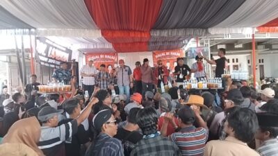 Dihibur OM Lorenza, Para Kader PDIP Tak Kuasa Menahan Goyangan