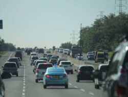 Cek One Way Nasional di KM 70 Cikatama, Kapolri: Ada Peningkatan tapi Tetap Lancar