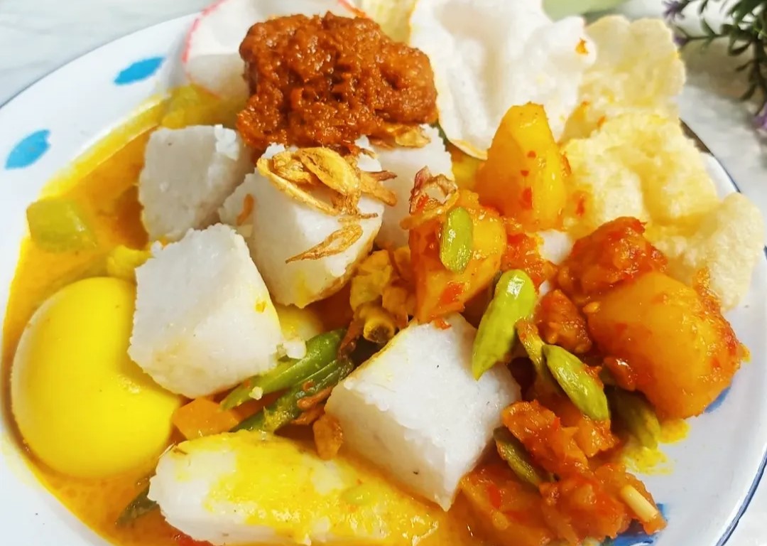 Aneka Menu Nusantara Pendamping Ketupat Lebaran yang Wajib Dicoba