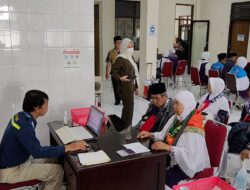 Dua Calon Jemaah Haji Asal Embarkasi Solo Tertunda Berangkat karenaq Sakit Saat Karantinaqq di Asrama Haji Donohudant