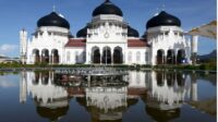 masjid aceh-antara