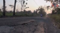 jalan rusak